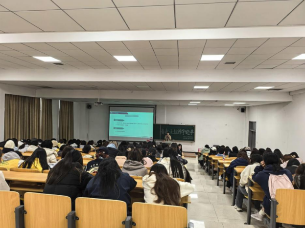 【青春健康教育】长春电子科技学院举办专题讲座 护航学子青春健康