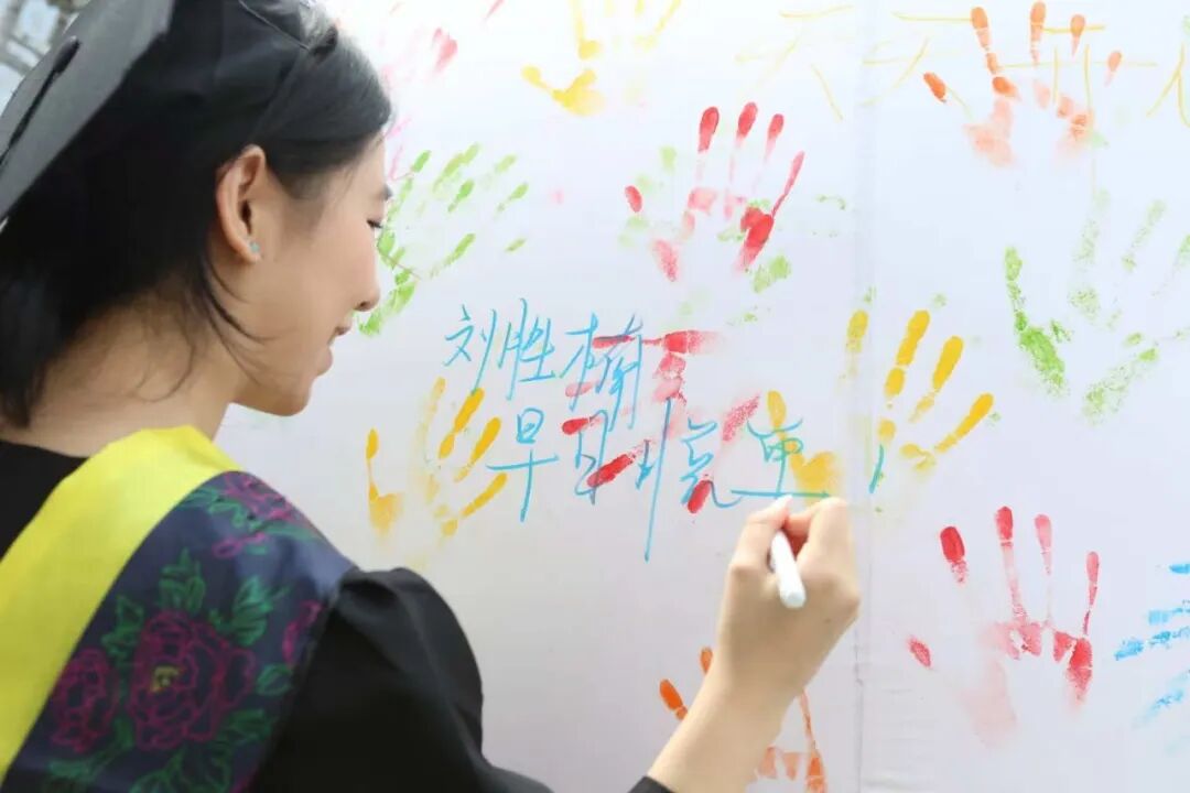 追光而遇·沐光而行｜青春不散场，毕业正当“燃”！