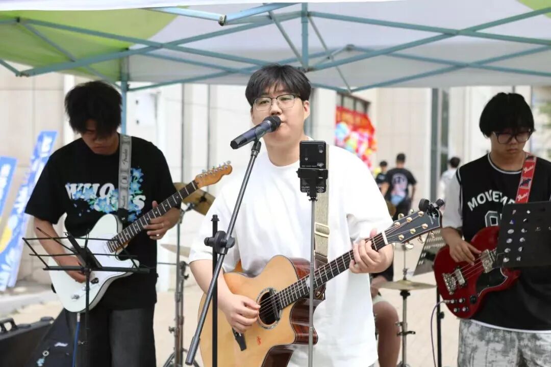 追光而遇·沐光而行｜青春不散场，毕业正当“燃”！