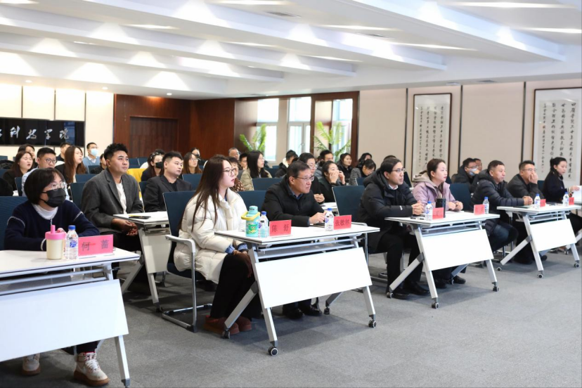 筑牢育人根基 恪守廉洁初心——长春电子科技学院召开辅导员述职述廉大会