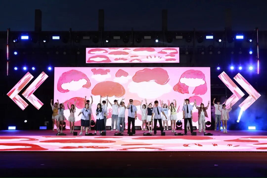 青春盛会燃动夏夜,长电2026届毕业狂欢夜温情落幕 青春盛会燃动夏夜,长电2026届毕业狂欢夜温情落幕
