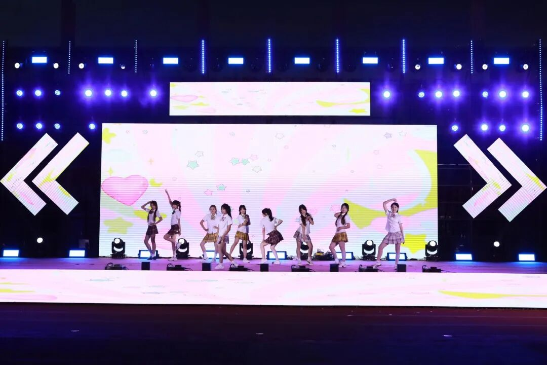 青春盛会燃动夏夜,长电2026届毕业狂欢夜温情落幕 青春盛会燃动夏夜,长电2026届毕业狂欢夜温情落幕