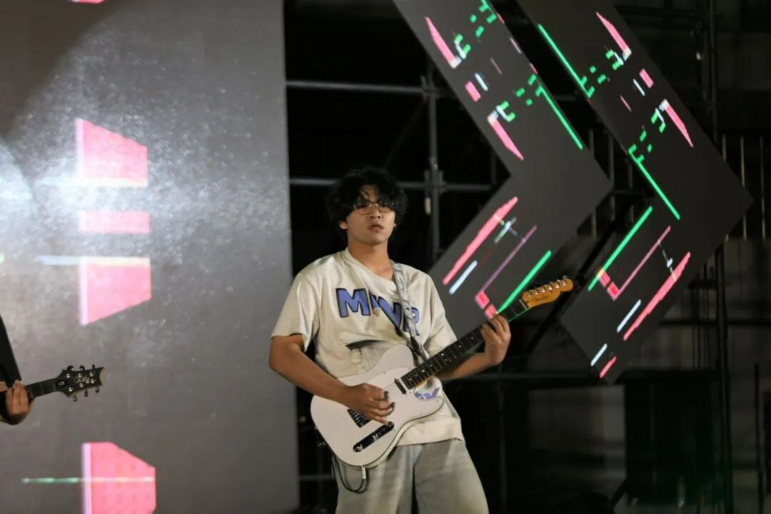 青春盛会燃动夏夜,长电2026届毕业狂欢夜温情落幕 青春盛会燃动夏夜,长电2026届毕业狂欢夜温情落幕